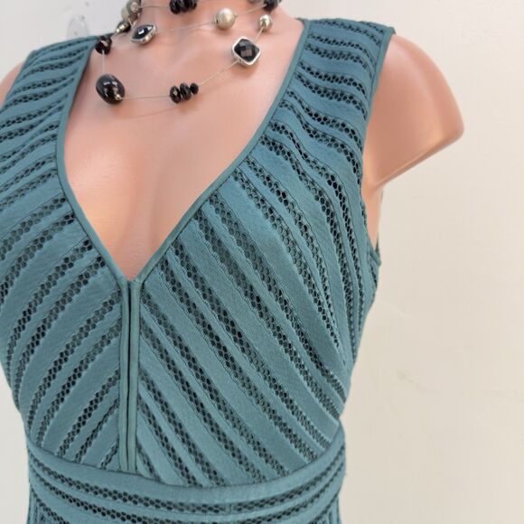 NEW ! J.CREW Striped Eyelet Dress Sz 6 - Picture 11 of 17